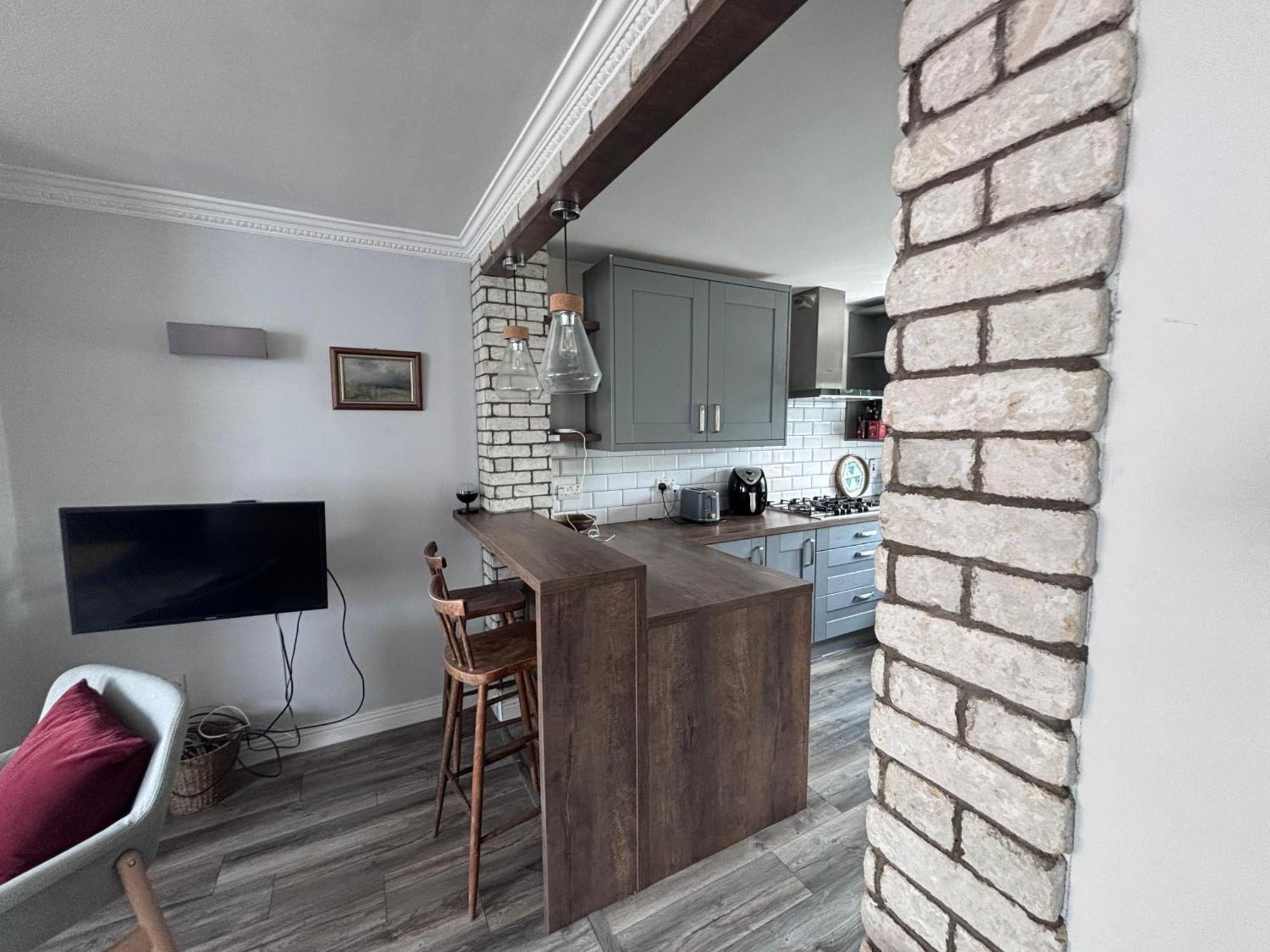 Central, Comfortable And Spacious 4 Bed Duplex ダブリン エクステリア 写真