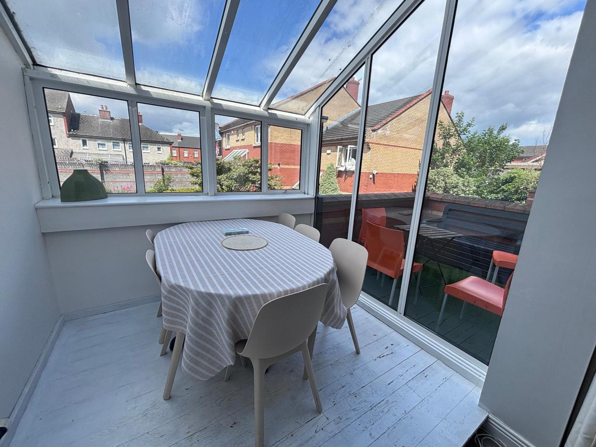 Central, Comfortable And Spacious 4 Bed Duplex ダブリン エクステリア 写真