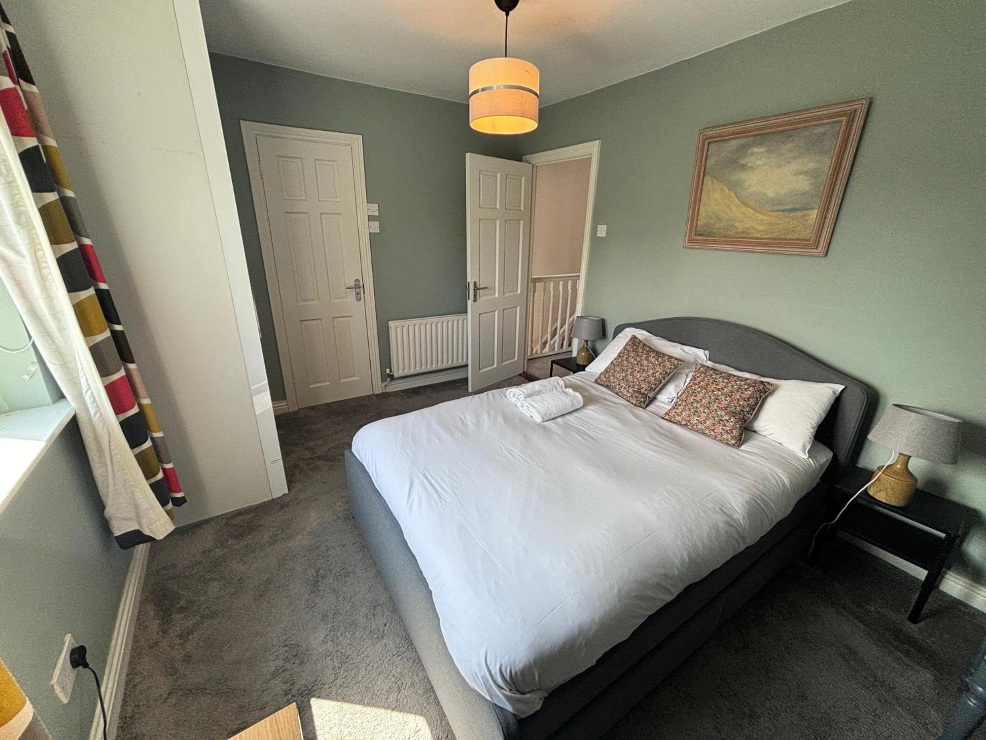 Central, Comfortable And Spacious 4 Bed Duplex ダブリン エクステリア 写真